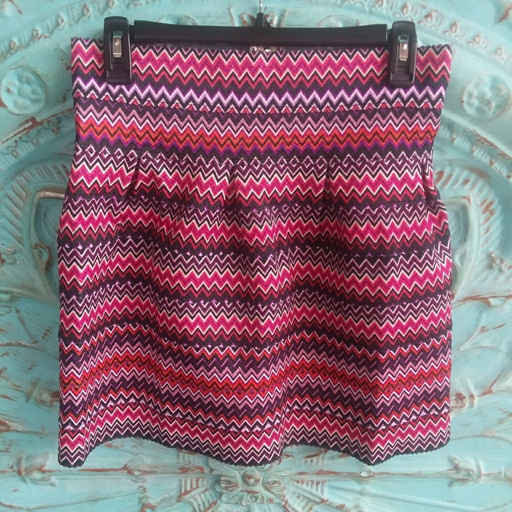 🆕️NWT GRIFFLIN Paris Skirt